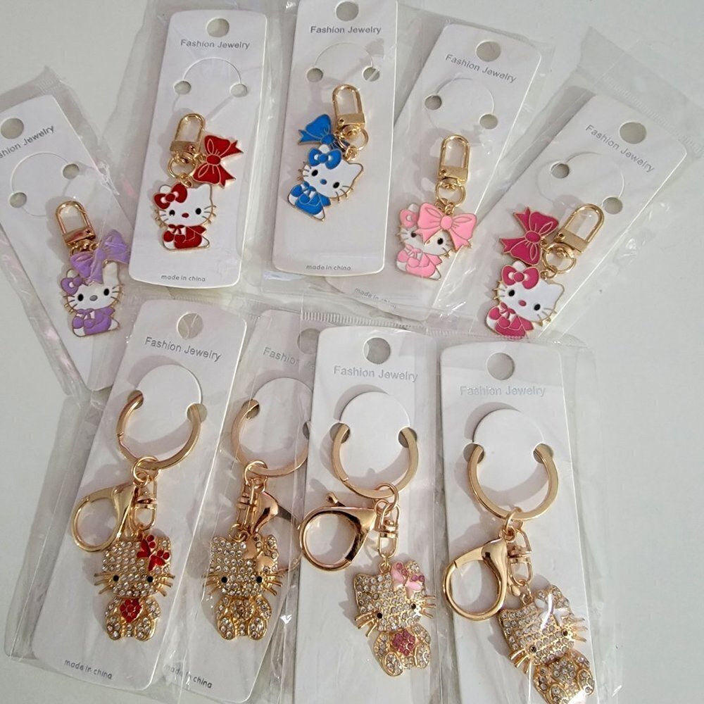 Hello Kitty Assorted Charm Key Rings Bag Candy Jewelry Keychain NWT - Picture 3 of 13
